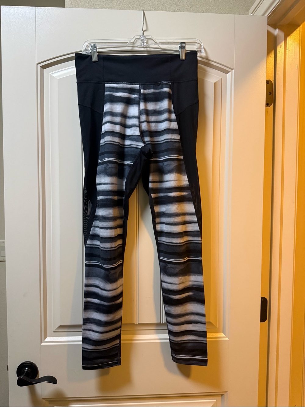 adidas Black & Gray Patterned Leggings
